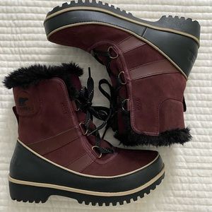 Sorel Tivoli Boots